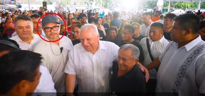 Operador financiero de la mafia rumana, aparece junto a Rafael Marín Mollinedo