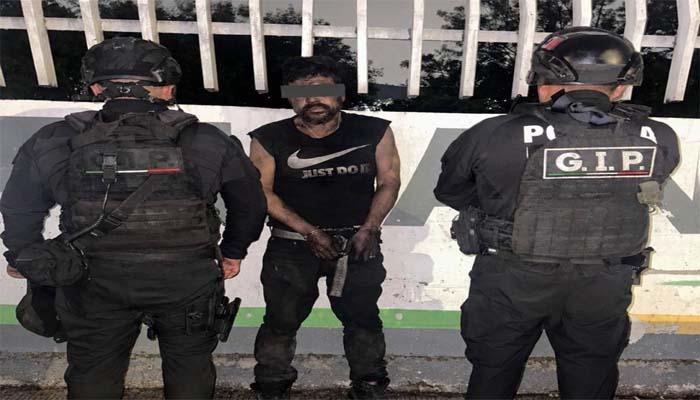 Policía Tlalnepantla captura a sujeto con posible droga
