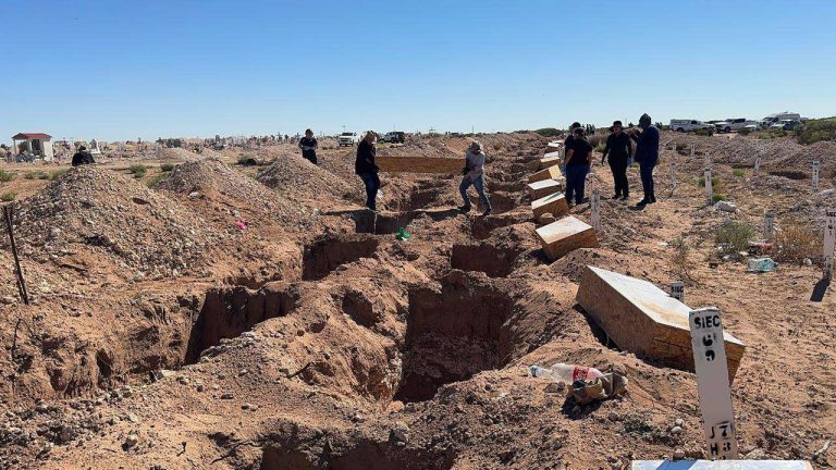 Dan cristiana sepultura a 117 cadáveres sin identificar