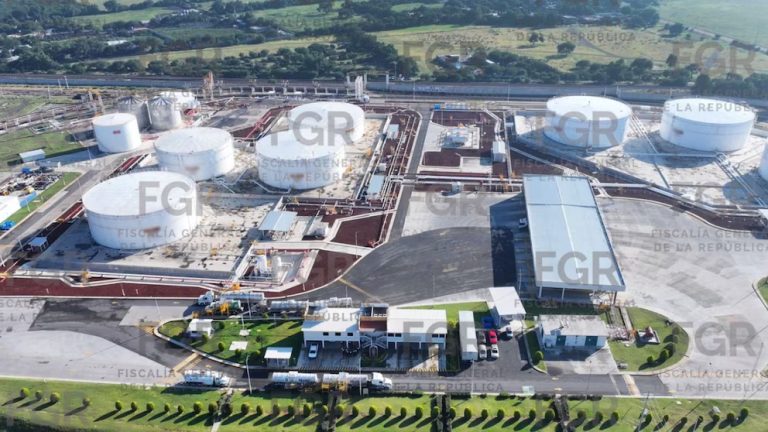 De un chofer detenido a 59 millones de litros de combustible en Guanajuato