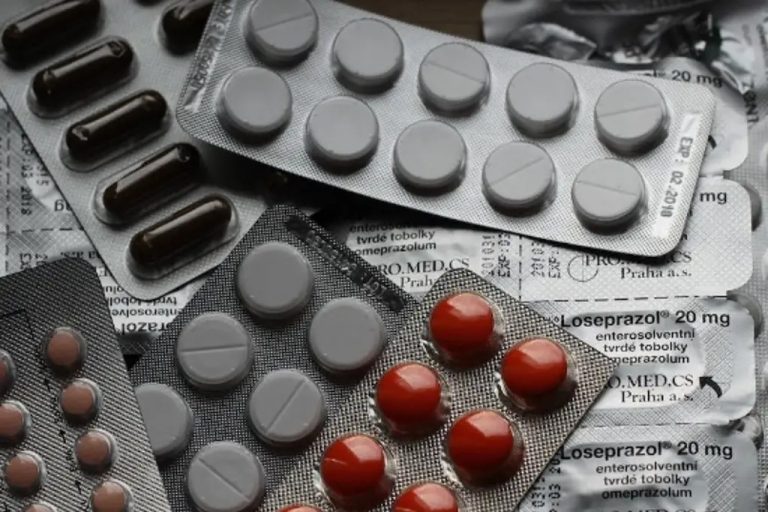 Alertas por medicamentos falsificados o alterados con caducidad