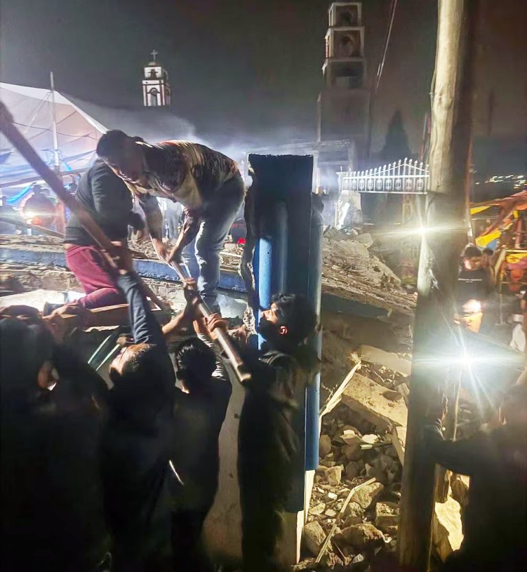 Suman 10 muertos; 64 heridos por explosión de pirotecnia; en Temascalcingo