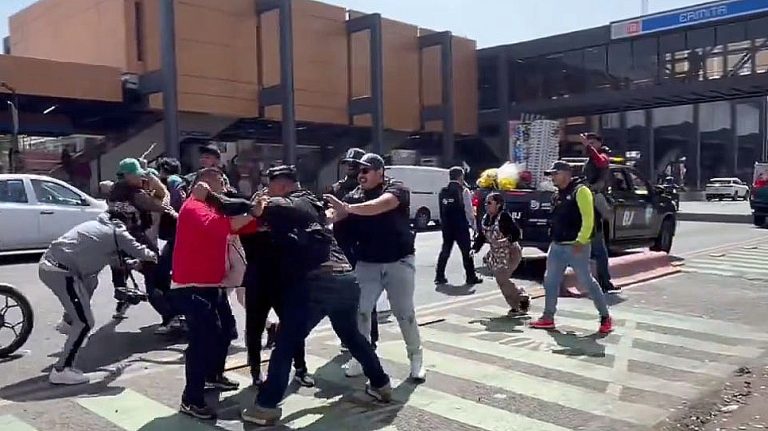 Propinan golpiza a comerciantes en Metro Ermita protagonizada por la dirección de Gobierno de alcaldía Benito Juárez