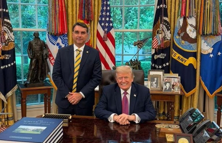 Trump apuesta a la victoria de Flávio Bolsonaro para consolidar su agenda geopolítica, en América Latina