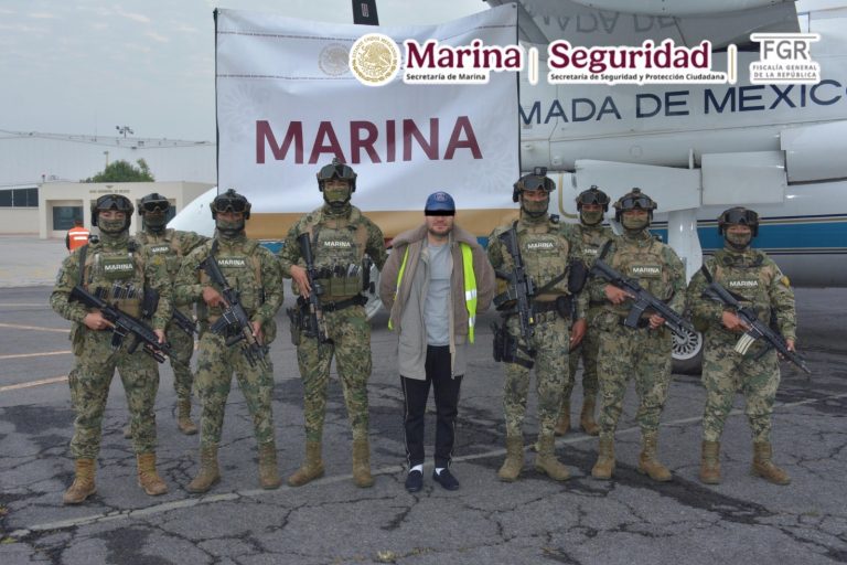 Aprehenden al “Capitán Sol”, operador en contrabando de huachicol fiscal