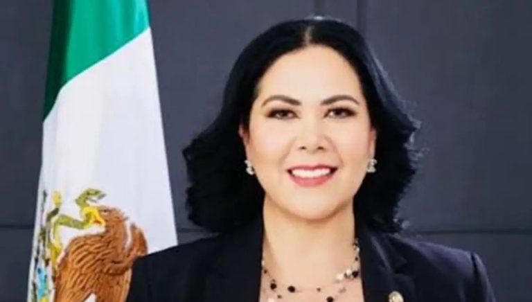 Detienen a ex senadora Alejandra León Gastélum al intentar ingresar a EE.UU.