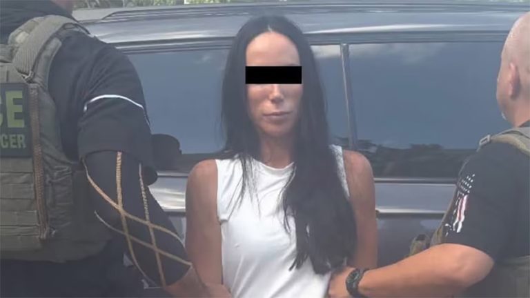 FGR busca extradición de Gómez Mont por lavado de dinero y defraudación fiscal.