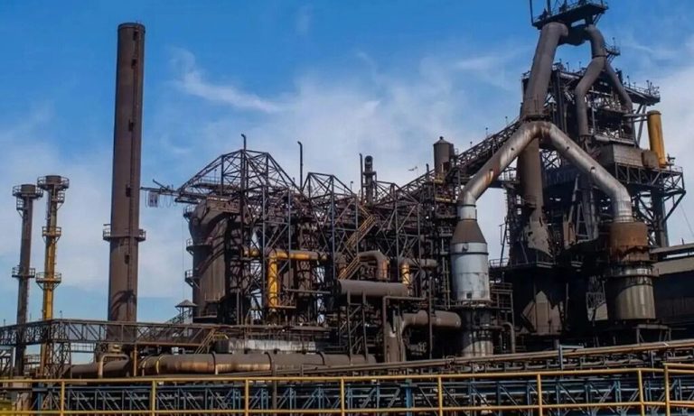 Gobierno federal inicia cancelación de 132 licencias a gigantes petroleros para vender hidrocarburos