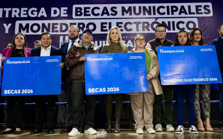 Huixquilucan destinó más de 44.8 millones de pesos en programas sociales “Becas Municipales” y “Monedero Electrónico”