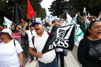 Megamarcha de trabajadores del IMSS busca parar el país el 30 de octubre