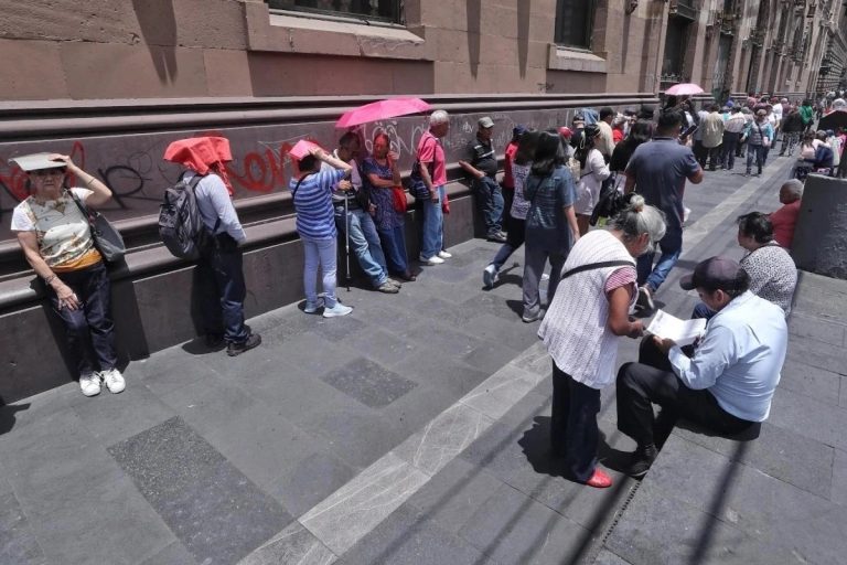Pensiones absorberán 1.84 billones de pesos del presupuesto en 2027