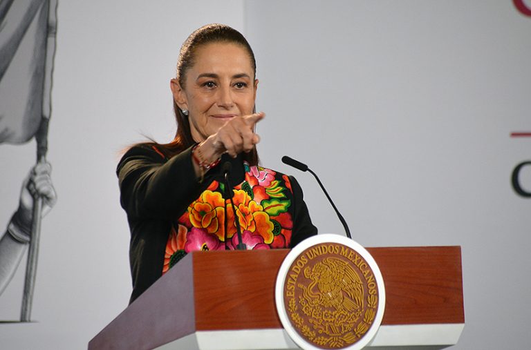 Sheinbaum respalda salida de Guadalupe Taddei, del INE