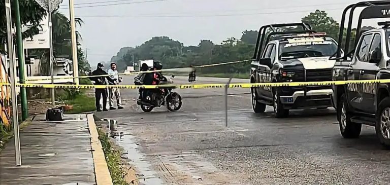 Abandonan cabeza humana dentro de hielera, localizan fosa clandestina, en Tabasco