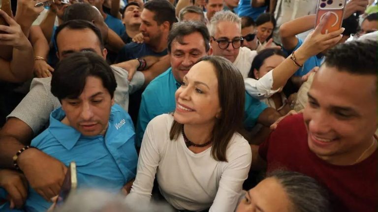 María Corina Machado regresa a Venezuela luego de un año