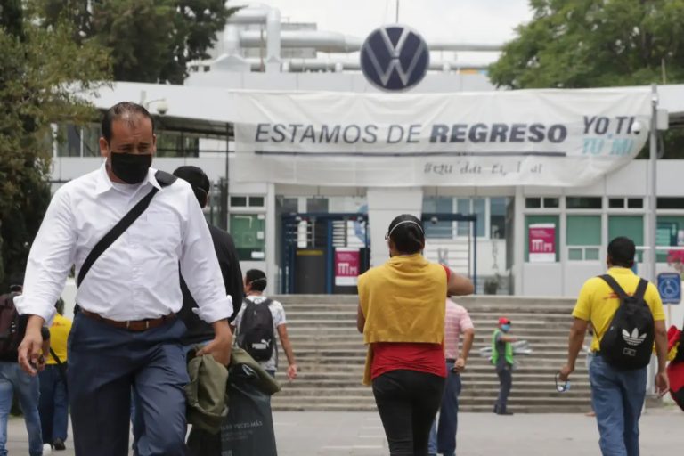 Trabajadores de Volkswagen votaron por irse a la huelga