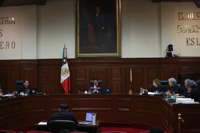 Ordena SCJN aplazar fallos sobre CURP biométrica hasta fijar criterio