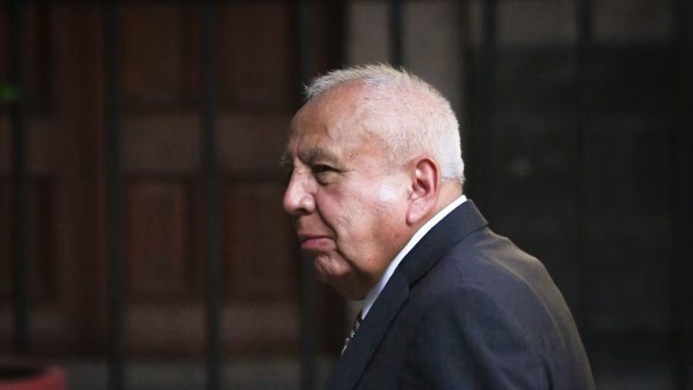 Apelarán exoneración de Francisco Garduño por muerte de 40 migrantes